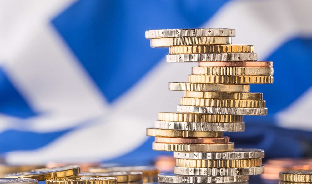 Greket shpenzojne 40 miliarde euro me shume se sa deklarojne